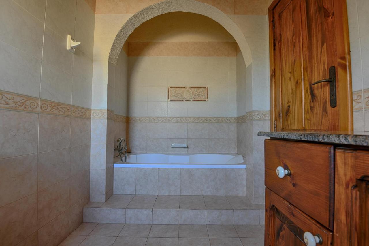Il-Misrah Farmhouse Santu Pietru Экстерьер фото